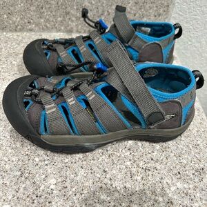 Keen Gray and Blue kids size 2 sandals